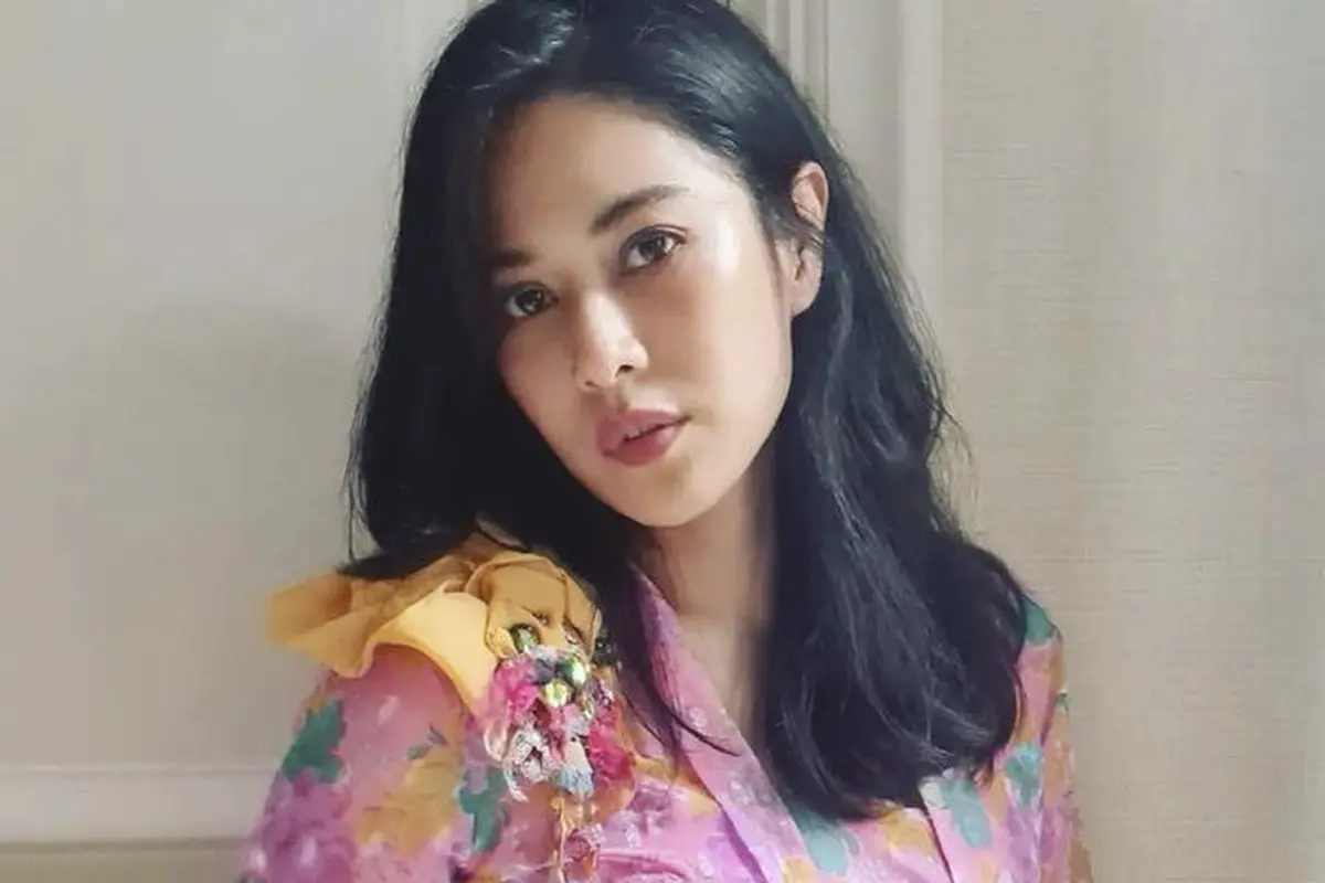 Padupadan Baju Warna Pastel