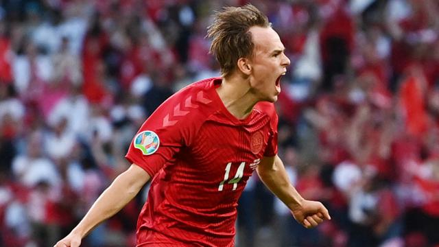 Foto: 8 Pemain Yang Bersinar di Euro 2020 Tapi Tak Diminati Klub Besar Eropa