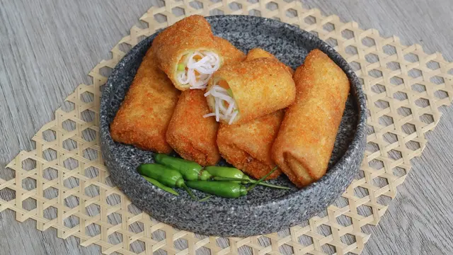 Ilustrasi risol bihun