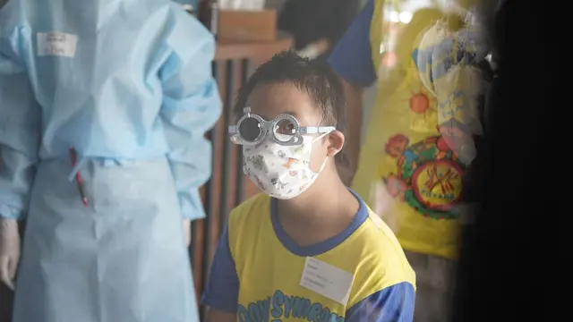 Gelar Bakti Sosial, ZAF Eye Care Beri Periksa Mata dan Kacamata Gratis untuk Anak-anak Down Syndrome