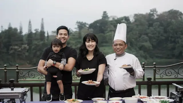 Potret Liburan Keluarga Ardina Rasti di Bogor. (Sumber: Instagram/ardinarasti6)