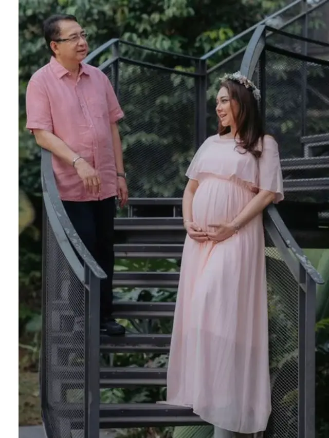 6 Potret Dea Tunggaesti Kakak dr Reisa, Dikaruniai Anak dari Pernikahan Barunya