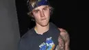 Justin Bieber kembali melakukan aksi heroik. Kali ini bertempatkan di acara Coachella. (theblast)