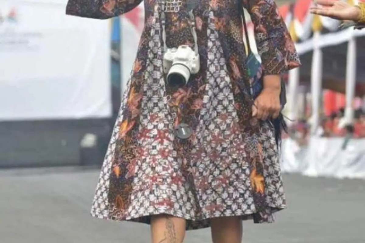 Ini Makna dari Tato Burung Phoenix yang Ada di Kaki Menteri Susi