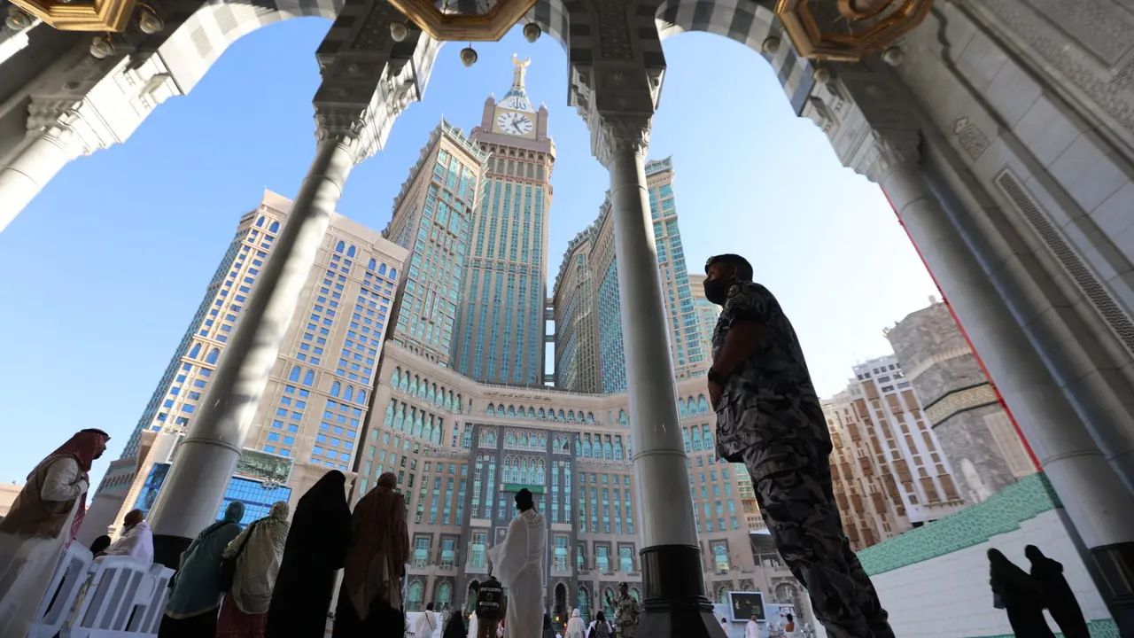 Suasana Masjidil Haram Sambut Bulan Ramadhan 1444 H