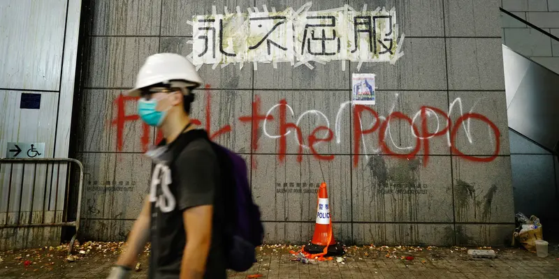 Markas Polisi Hong Kong Jadi Korban Vandalisme Demonstran