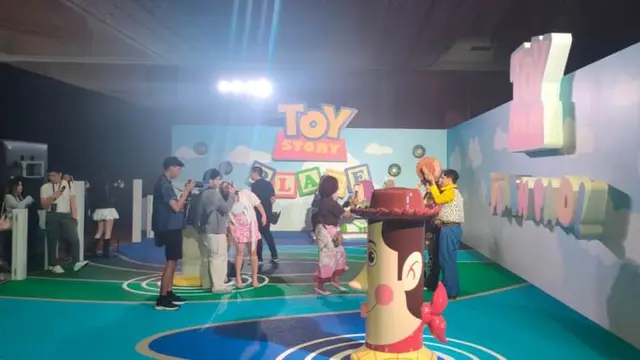 Peluncuran Disney Adventure di Marina Bay Sands, Singapura