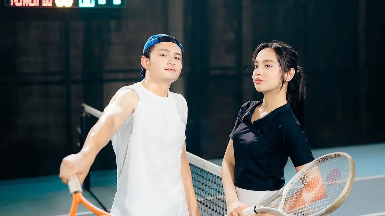 Gaya Lyodra Ginting Main Tenis Bareng Sang Kekasih Randy Martin & Bestie Davina Karamoy, Kompak Serba Netral