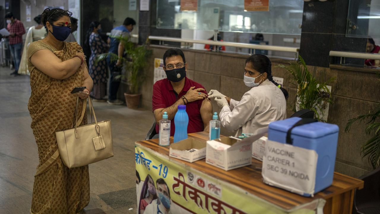 FOTO: Rekor, India Laporkan 115.736 Kasus COVID-19 dalam Sehari