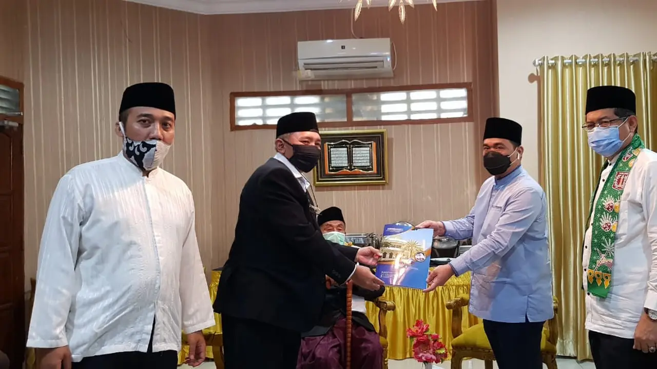 Wagub DKI Jakarta Ahmad Riza Patria berkunjunge ke Pondok Pesantren Darunnajah, Pesanggrahan, Jakarta Selatan