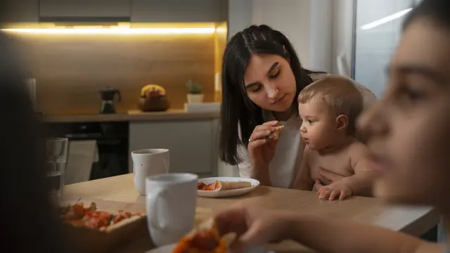 keluarga oktober bayi karnivora 2