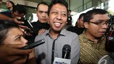 Muhammad Romahurmuziy memenuhi panggilan Komisi Pemberantasan Korupsi (KPK), Jakarta, Rabu (3/12/2014). (Liputan6.com/Miftahul Hayat)