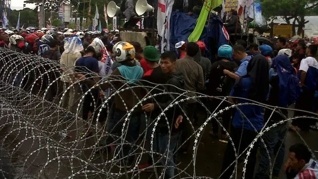 Demo kenaikan UMK