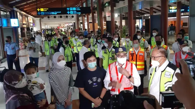 Menhub Budi Karya Tinjau Bandara Soetta