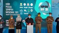 Gojek dukung pelaksanaan Hari Peduli Sampah Nasional bersama Pemerintah Kota Bandung, di TPST Babakan Sari, Kota Bandung, Senin (22/2/2021). Dok: Gojek