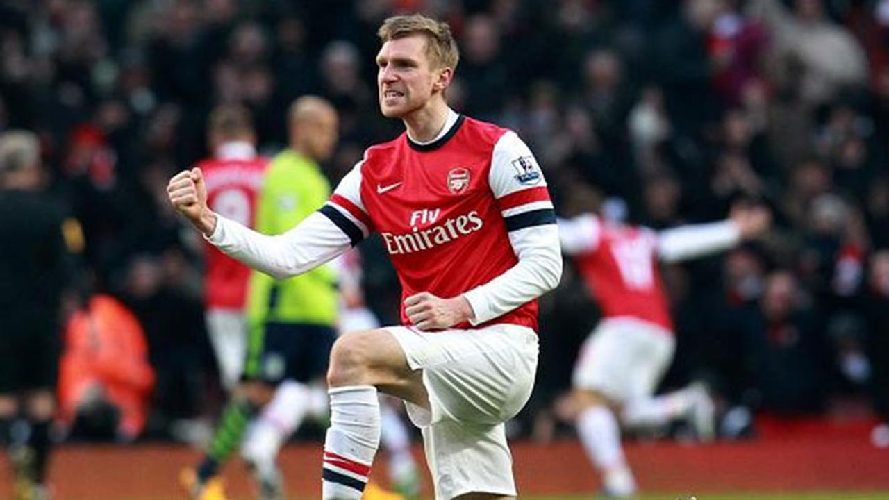 per-mertesacker-131228a.jpg