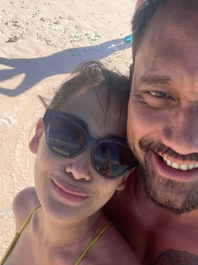 Mieke Amalia liburan