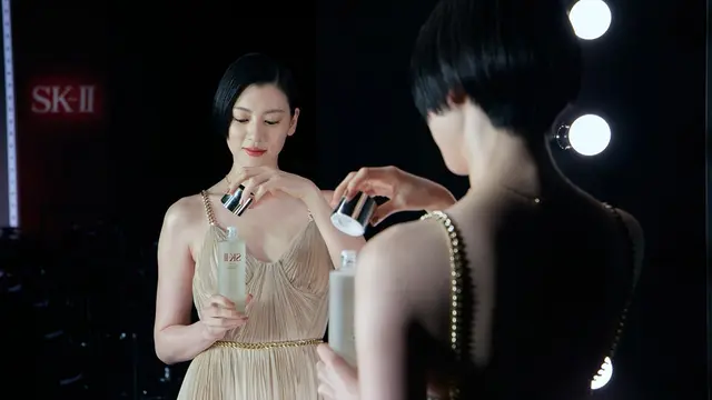 Late Night Portraits yang Dibuktikan oleh Ayaka Miyoshi