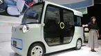 Mobil Daihatsu DN Pro Cargo ditampilkan selama Tokyo Motor Show 2017 di Tokyo, Jepang (25/10). DN Pro Cargo adalah mobil listrik (EV) komersial yang mengejar kenyamanan kendaraan mini Easy saat ditumpangi para wanita dan manula. (AP Photo/Koji Sasahara)