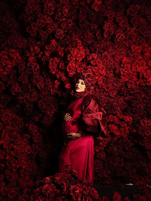 8 Momen Maternity Shoot Aurel Hermansyah di Kehamilan Kedua, Banjir Pujian