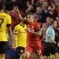 Ekspresi gelandang Liverpool, Philippe Coutinho, usai mencetak gol ke gawang Borussia Dortmund, pada laga leg kedua perempat final Liga Europa, di Anfield, Kamis atau Jumat (15/4/2016) dini hari WIB. (AFP/Oli Scarff). 