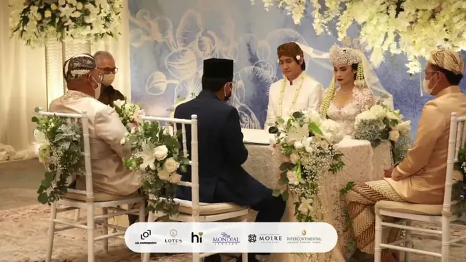 Kevin Aprilio menikah dengan Vicy Melanie