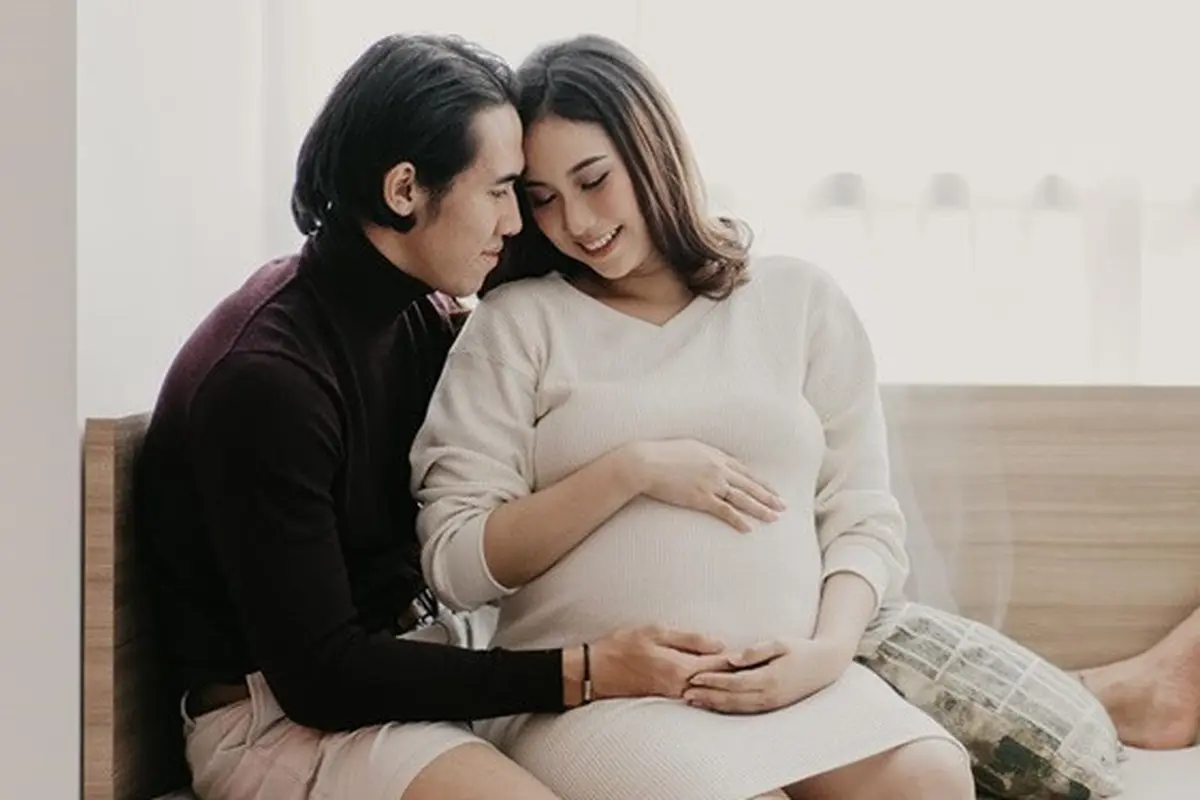 Tengah Nantikan Kelahiran, Ini 7 Potret Maternity Shoot Istri Ryuji Utomo