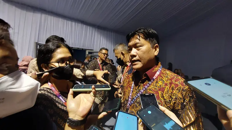 Direktur Utama PT Dirgantara Indonesia Gita Amperiawan mengungkap pesawat jenis N219 akan menjadi pesawat pertama yang dijual komersial. Foto: Arief