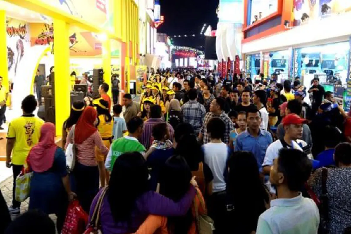 Tren Batu Akik Ikut Ramaikan Jakarta Fair 2015