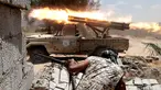Aksi pasukan tentara Libya saat menggempur militan ISIS di Kota Sirte, Libya, (21/7). Tentara Libya bersekutu dengan pasukan PBB untuk merebut kembali kota Sirte dari tangan kelompok militan tersebut. (REUTERS/Goran Tomasevic)