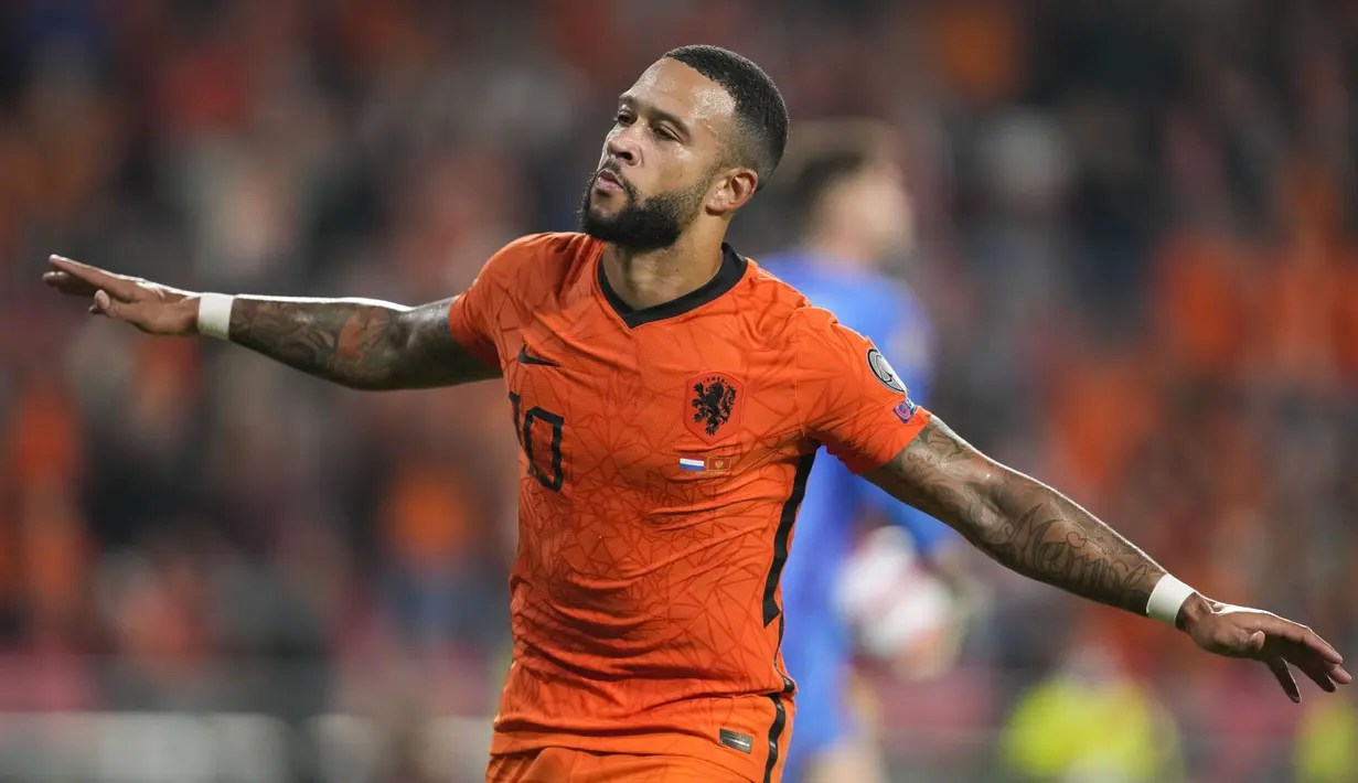 Berkat kemenangan ini, Tim Oranje masih menempati posisi kedua Grup G dengan nilai 10 hasil dari lima pertandingan. Mereka tertinggal satu angka dari Turki di urutan tertas. (Foto: AP/Peter Dejong)