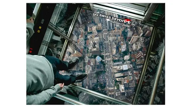 8 Desain Lift Ini Kreatif Banget, Bikin Enggak Bosan saat Menunggu