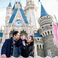 Sandra Dewi rayakan ultah anak ke-1 di Disneyland Tokyo (Sweet Escape)