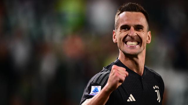 Foto: Gol Arkadiusz Milik Nodai Rekor Tak Terkalahkan Lecce di Liga Italia 2023/2024