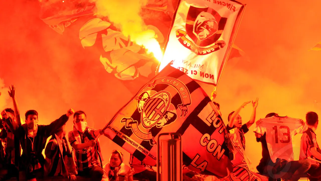 Jupe, Milanisti, dan Biancocelesti Saksikan Laga Para Legenda