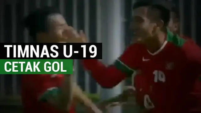 Berita video Timnas Indonesia U-19 akhirnya mencetak gol di Turnamen Toulon 2017. Gol tercipta pada laga terakhir melawan Skotlandia U-20.