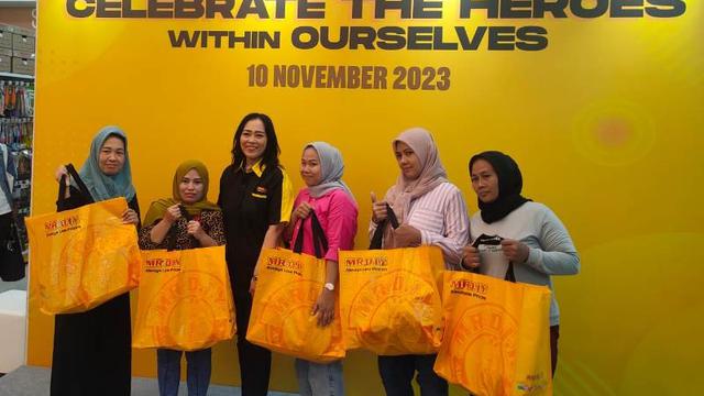 MR DIY dan MBK Ventura Mendukung Pahlawan Keluarga Lewat Program Pemberdayaan Pelaku UMKM.