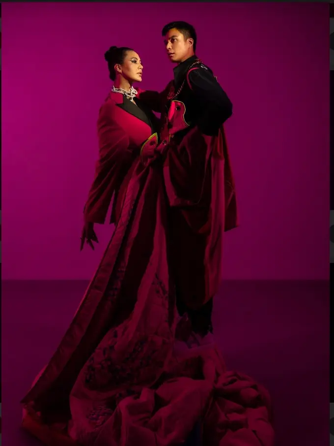 Caren Delano Bedah Personal Style 188 Pesohor Tanah Air Hanya dengan 3 Fashion Item di Pameran Abracadbra