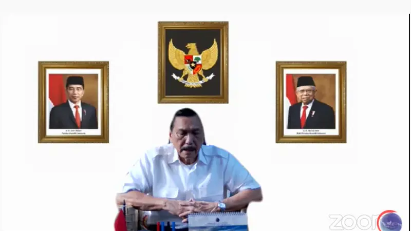 Menteri Koordinator Kemaritiman dan Investasi Luhut Binsar Pandjaitan saat Konferensi Pers Mingguan Update Penanganan Pandemi Covid-19, Senin (27/12/2021).