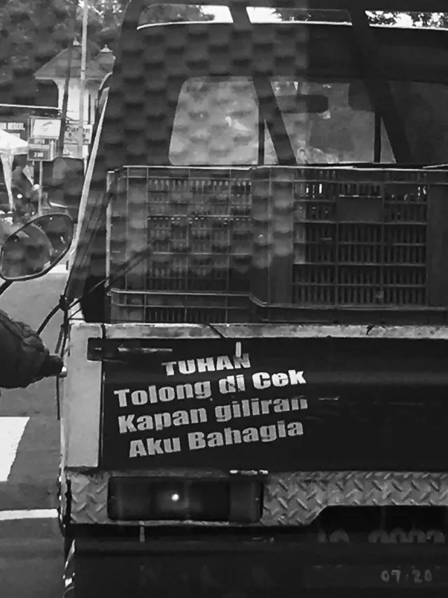 6 Potret Kocak Quotes Ini Ditulis di Tempat Umum, Ada Punya Fiersa Besari