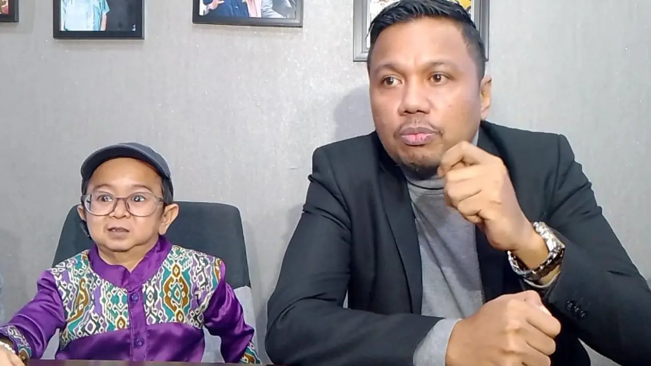 Daus Mini dan kuasa hukumnya (Liputan6.com - M Altaf Jauhar)