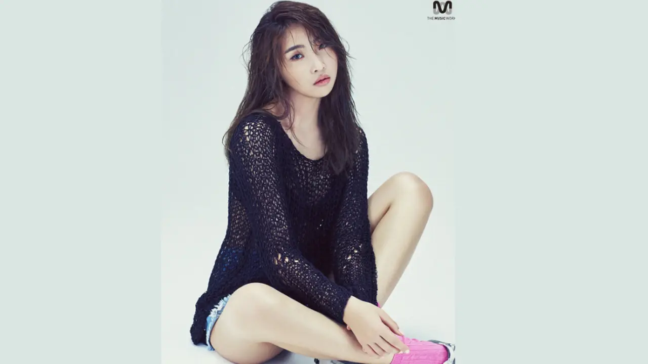 Minzy `2NE1`