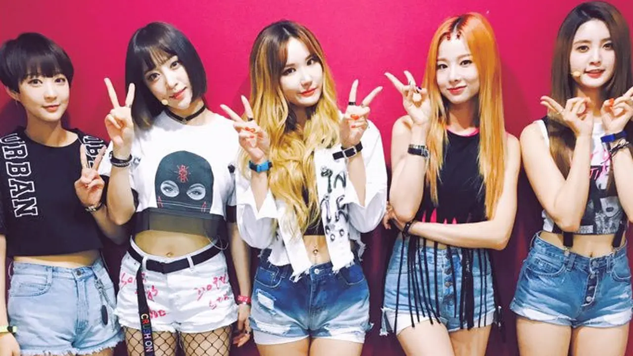 [Bintang] Foto Bareng, EXID Pastikan Segera Comeback dengan Solji