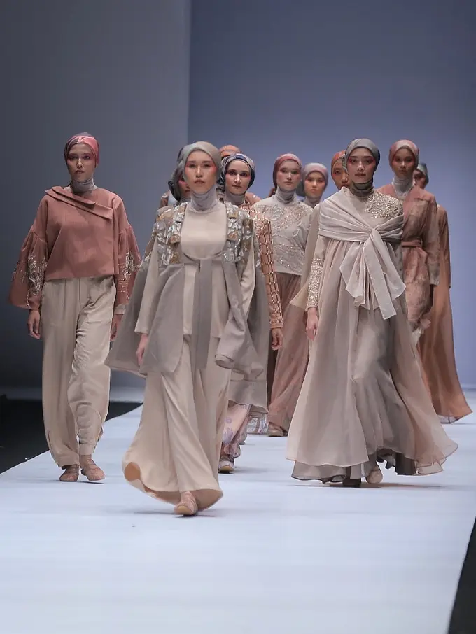 Indonesia Fashion Forward (IFF) mempersembahkan KAMI - NEOMA/ Photo by Deki Prayoga - FIMELA.com