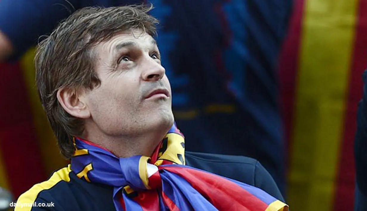 Tito Vilanova meninggal dunia pada usia 45 tahun karena mengalami kanker di bagian tenggorokannya. 