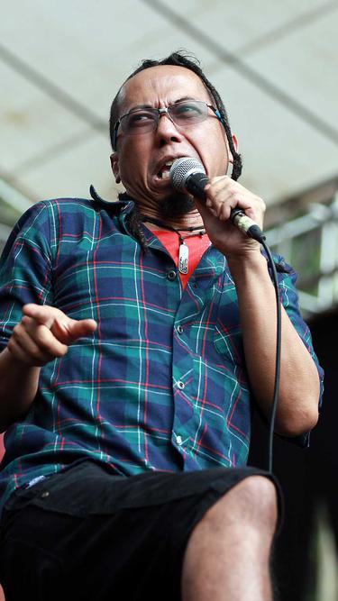 Aing Pendukung Persib Pas Band By Dr 1933 Vl Viking Lombok Reverbnation