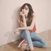 " Saya mendapatkan tubuh seperti ini dengan rutin berolahraga, dari mulai Muaythai hingga Pilates saya lakukan. Dengan pola makan 4 sehat 5 sempurna juga saya terapkan," tutur Tiffany. (viainstagram@xolovestephie/Bintang.com)