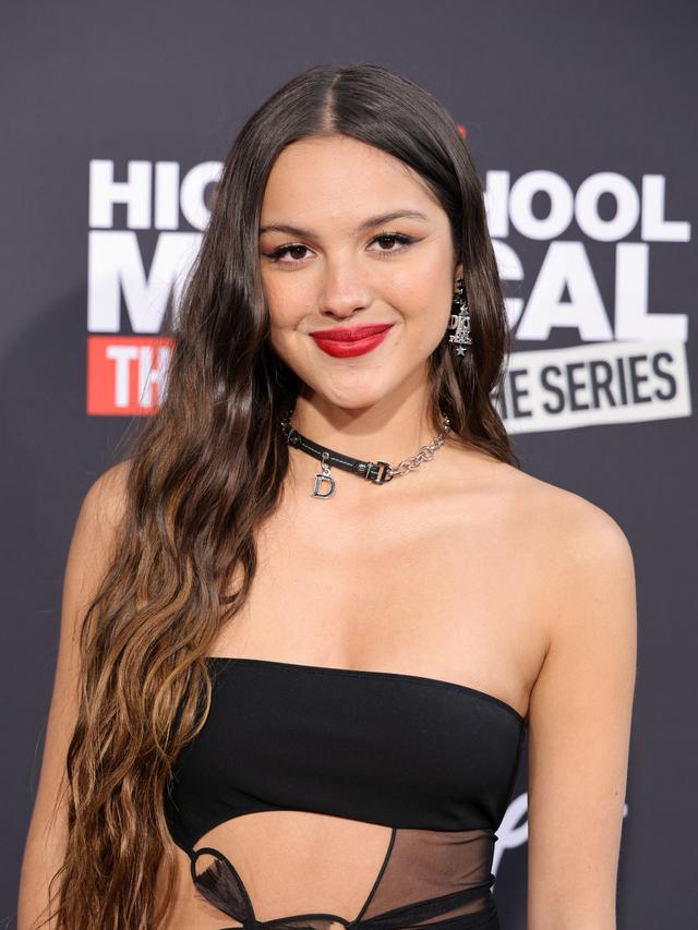 Pesona Olivia Rodrigo di Pemutaran Perdana High School Musical: The Musical: The Series