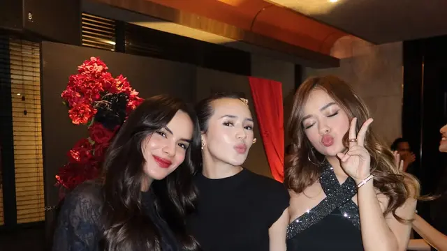 Gaya Elegan Serba Hitam di Pesta Ultah Elina Joerg ke-26, dari Steffi Zamora sampai Beby Tsabina