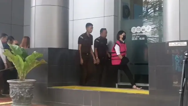 Kejaksaan Agung (Kejagung) melimpahkan dua tersangka kasus tindak pidana korupsi dalam pengelolaan tata niaga komoditas timah di wilayah Izin Usaha Pertambangan (IUP) PT Timah Tbk tahun 2015 hingga 2022.